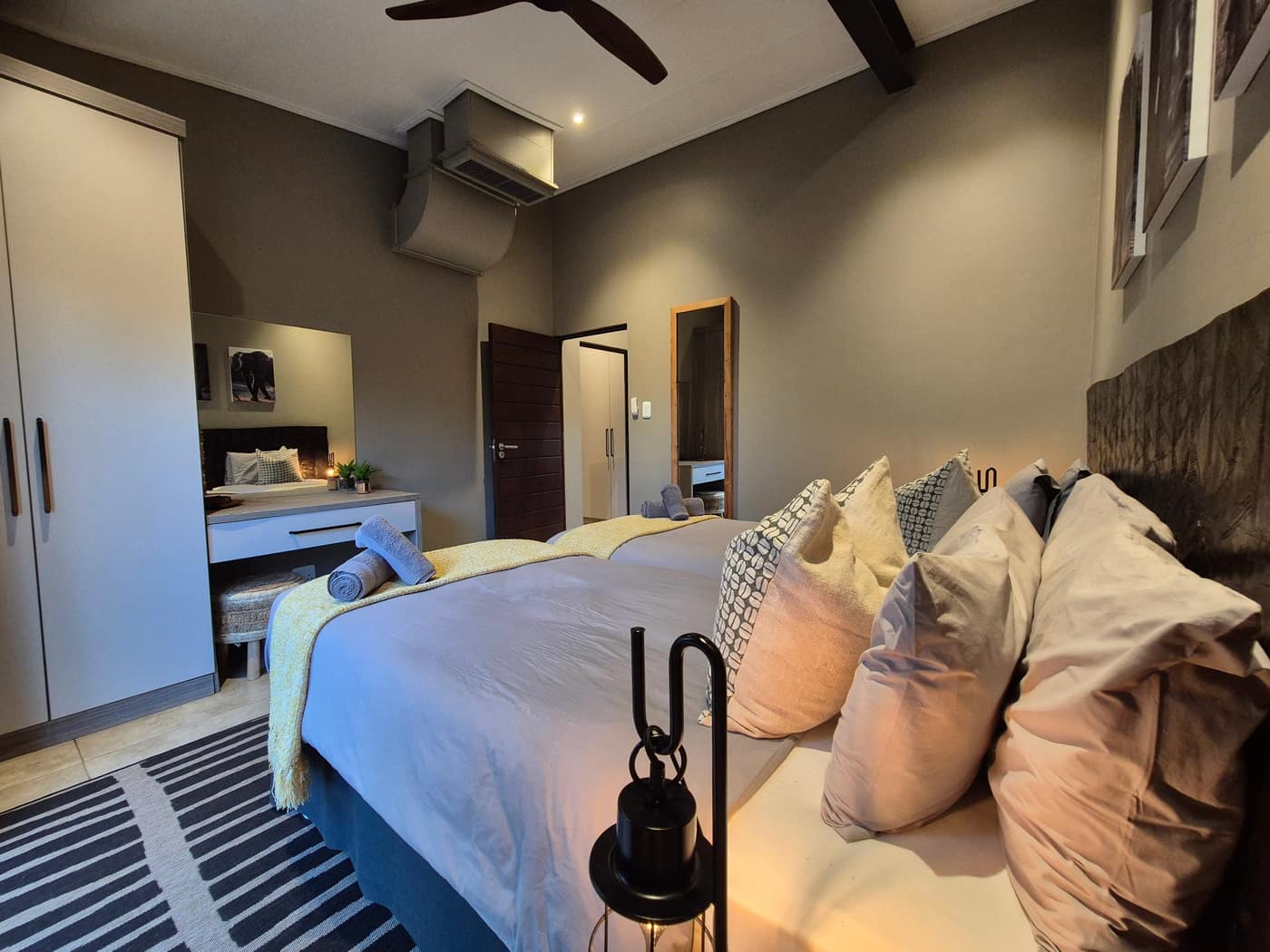 Iketla Cottage 4 interior detail